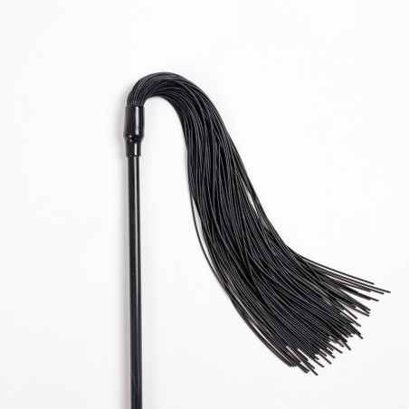 Detalle de las tiras flexibles de la fusta BDSM Secret Play